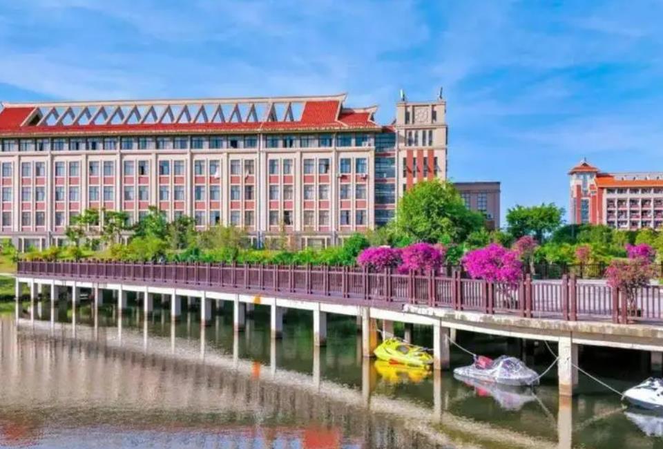 北部湾大学含金量高吗(北部湾大学档次)插图3