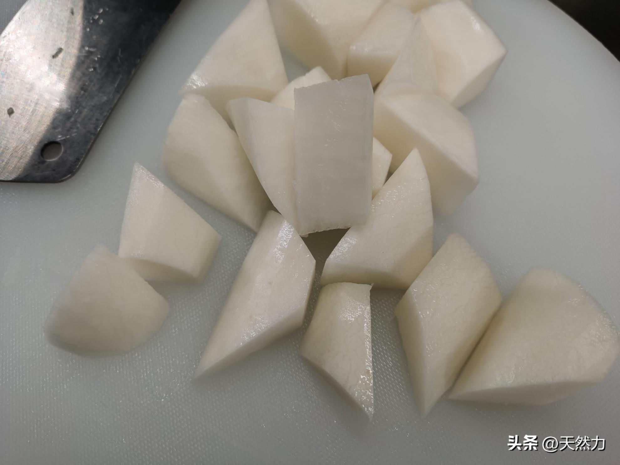 白萝卜好吃的做法(白萝卜汤的做法)插图4
