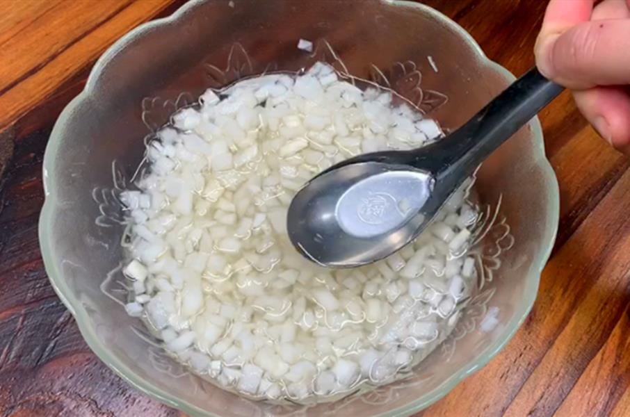 冰糖萝卜汁怎么做好喝(陈醋萝卜汁怎么煮)插图