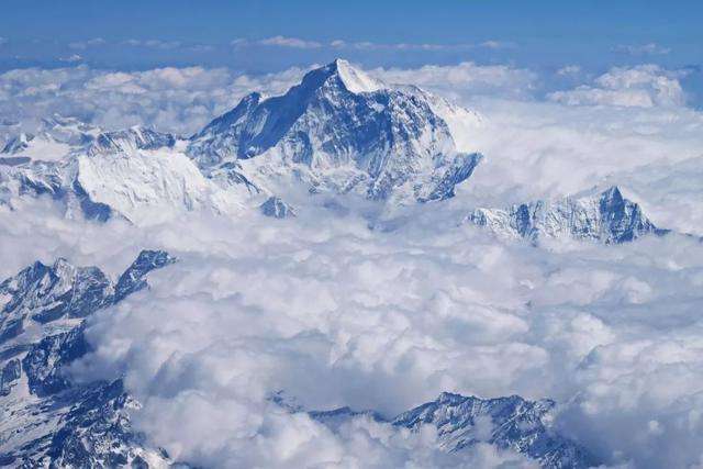 世界十大最高山峰（有五座在我国境内！）插图