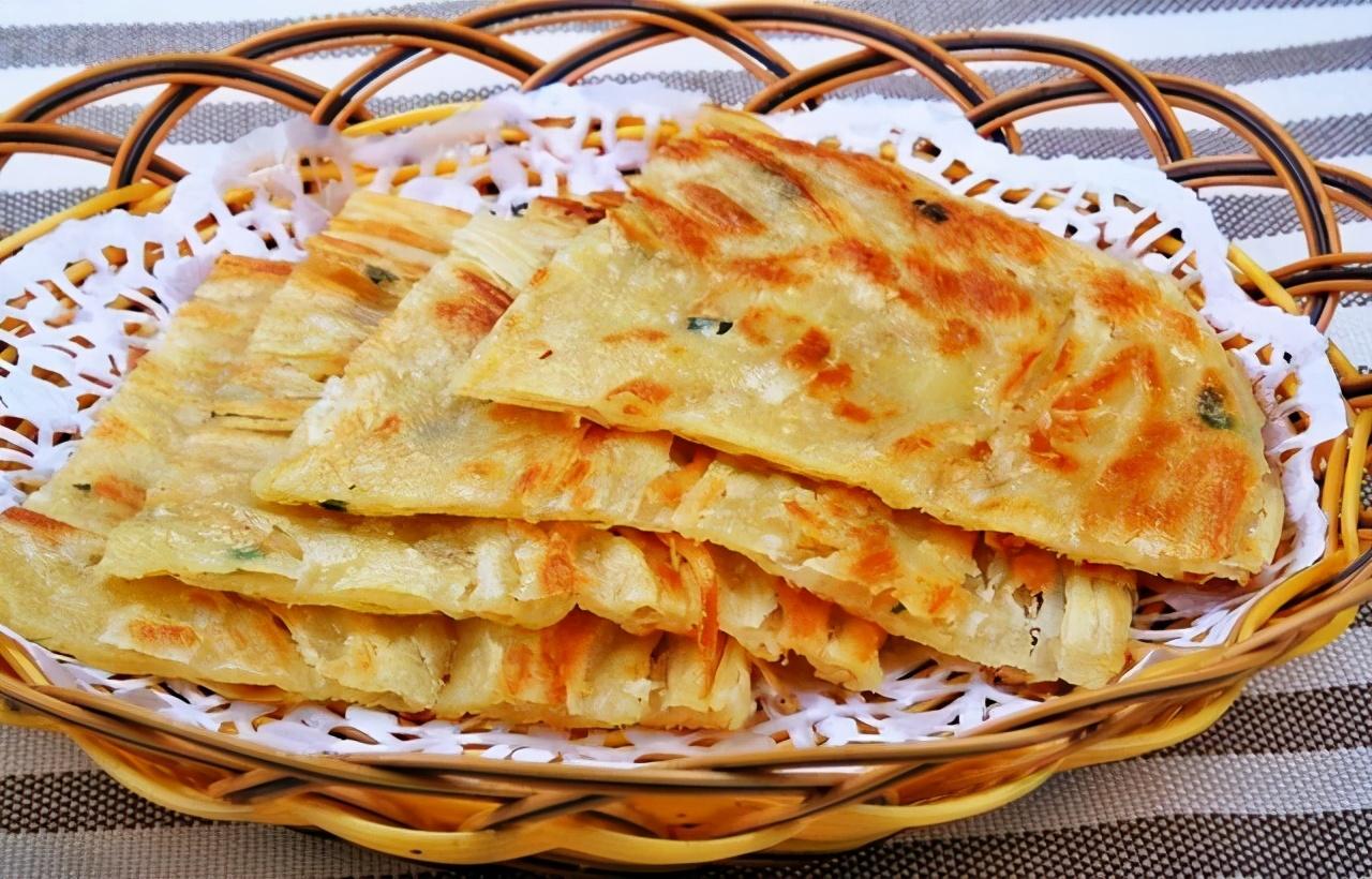 怎么做葱油饼又软又好吃(怎么做葱油饼软又好吃)插图