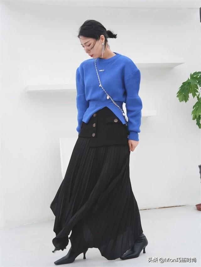 克莱因蓝衣服怎么搭配出高级感(黄皮适合克莱因蓝吗)插图14