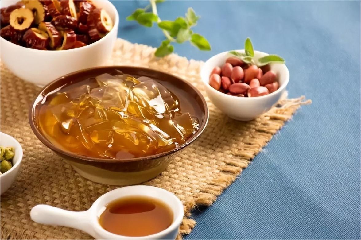 梅雨季老人吃什么食物好(梅雨季吃什么食物最好)插图
