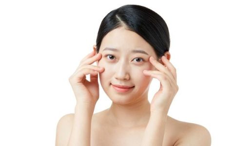 快速有效地消除眼袋的方法(快速有效消除眼袋的小技巧)