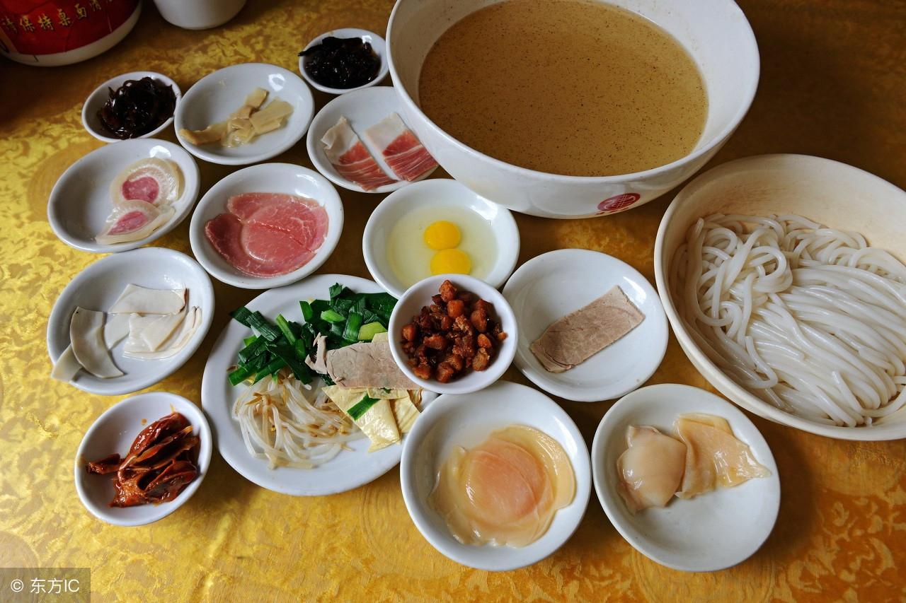 过桥米线的做法和配料(家庭版过桥米线的做法和配料)插图2