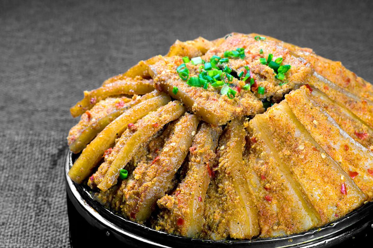 做粉蒸肉需要先油炸吗(粉蒸肉油炸好吃吗)插图