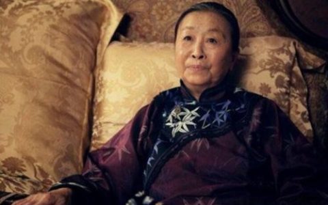 张少华做过什么可恨的事(张少华年轻的时候做过什么事)