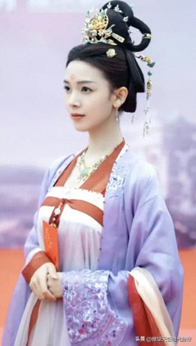 步摇十大排行榜(步摇姿态对比)插图40