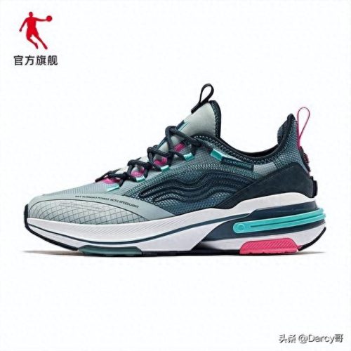 国产十大跑鞋排行榜前十名(国产最好的跑鞋排名)插图7