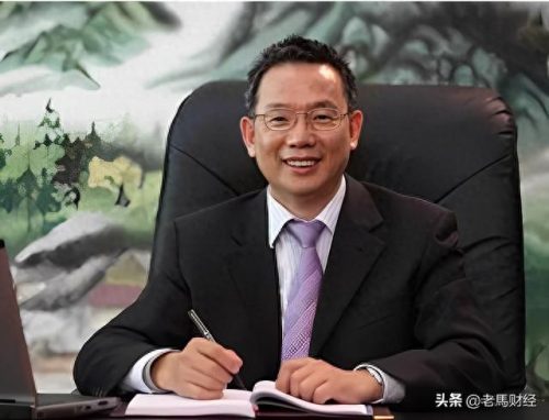 中国十大鞋业老板身价排行榜(十大鞋业公司)插图4