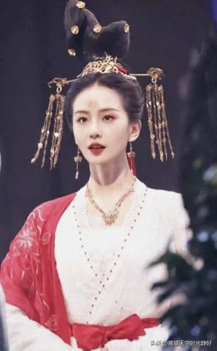 步摇十大排行榜(步摇姿态对比)插图36