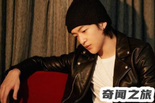 屈楚萧个人资料简介中国内地影视男演员(屈楚萧个人资料简介图文)插图