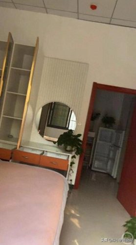 湖北办公桌椅厂家排名前十(晋江办公桌椅批发市场)插图