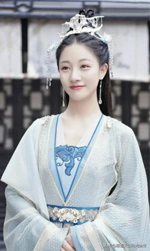 步摇十大排行榜(步摇姿态对比)插图16