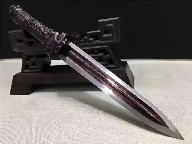 电影中十大名剑排行榜(影视中十大魔剑)插图2