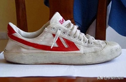 十大高端变色镜头排行榜(十大变焦镜头排行榜)插图2