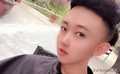 快手十大搞笑明星排行榜(快手搞笑网红)插图8