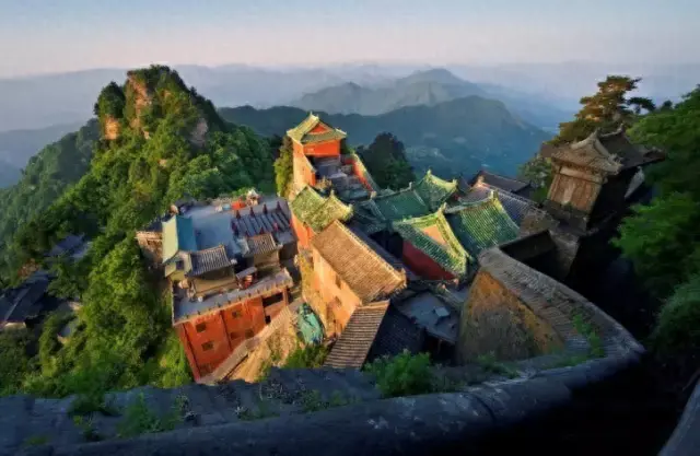 各省十大寺庙排行榜前十名(最好看的寺庙排行榜)插图1