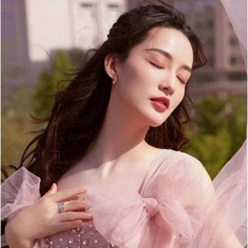 送女性朋友礼物排行榜(送普通女性朋友什么礼物好)插图1