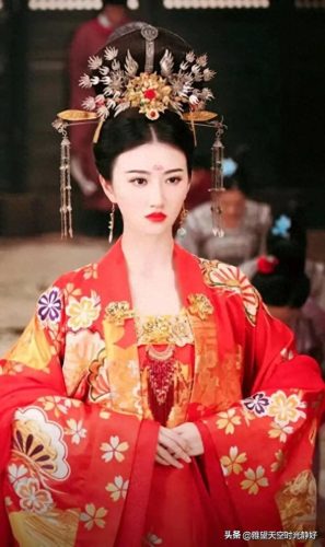 步摇十大排行榜(步摇姿态对比)插图24
