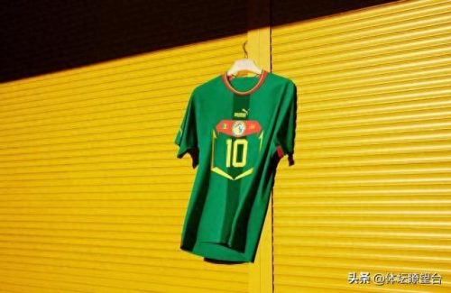 十大球衣颜值排行榜2022(十大高颜值足球球衣)插图13
