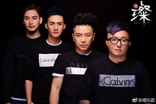 门罗十大歌曲排行榜图片(足球歌曲十大名曲)插图2