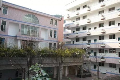 贵州初二学校排名前十(贵州排名前十的初中)插图1