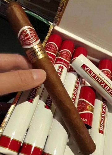中国最贵十大名烟(中国最贵十大名酒)插图7