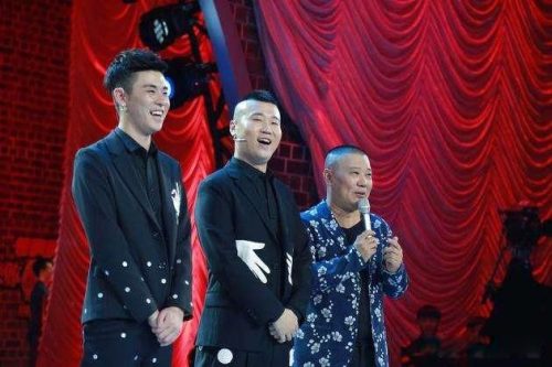 张云雷事件坠台是多高(张云雷事件坠台是怎么回事)插图5