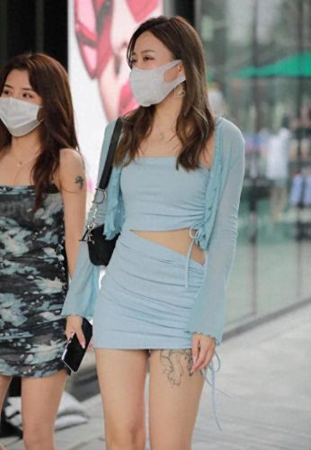 能把女朋友撩出水的聊天(撩小姐姐幽默聊天)插图3