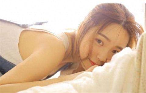 撩妹到湿的句子(撩妹唯美句子)插图3