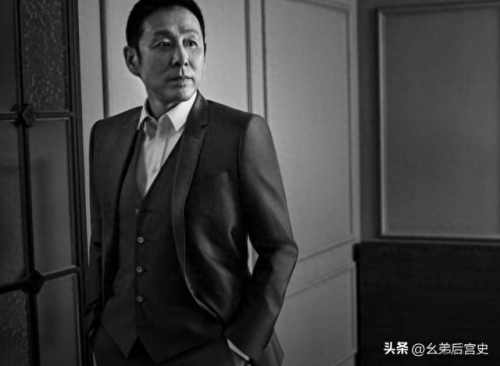 十大男演员年龄排行榜图片(男影视演员秦焰的年龄)插图6