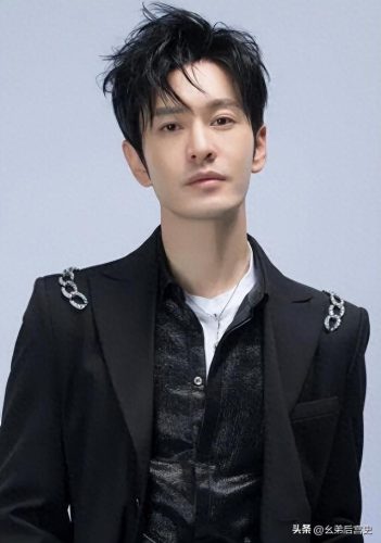 十大男演员年龄排行榜图片(男影视演员秦焰的年龄)插图16
