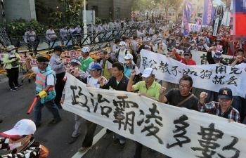 台湾正士作(台湾神剧十大巅峰之作)插图14
