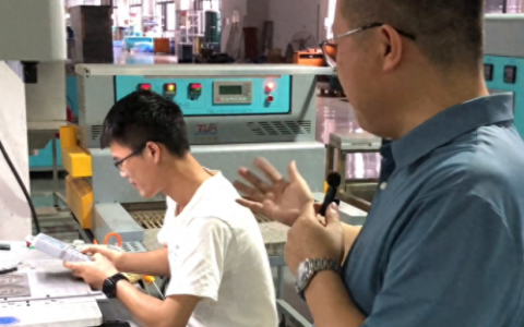 重庆硅胶厨房用品排名前十(重庆实用硅胶厨房用品)