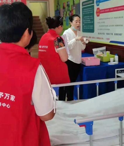 艾灸培训技校排名前十(中国十大艾灸大师排名)插图4