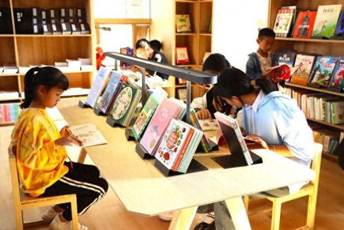红河学院图书馆(红河学院)插图7