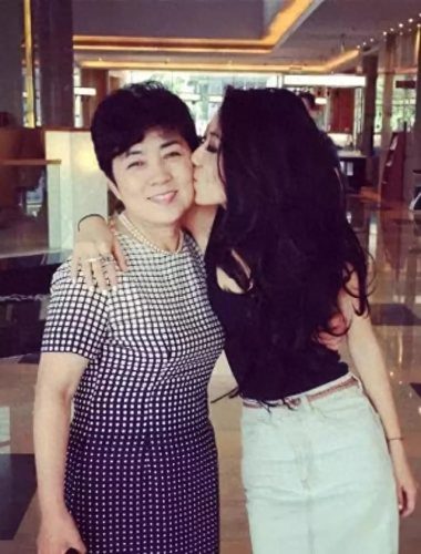 曲婉婷妈妈的故事(曲婉婷现状)插图6