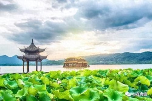 西湖最盛 为春为月(西湖为春)插图