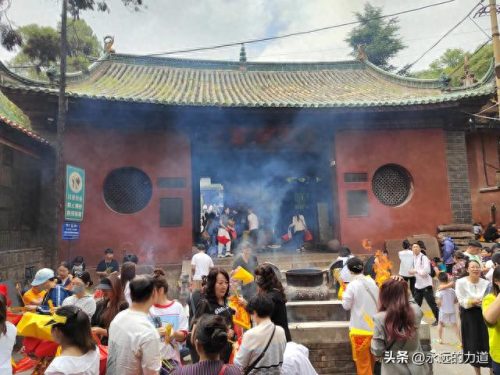 盘龙区寺庙排名前十(昆明市寺庙排行榜)插图3