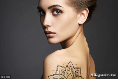 老师纹身被辞退(男老师纹身)插图3