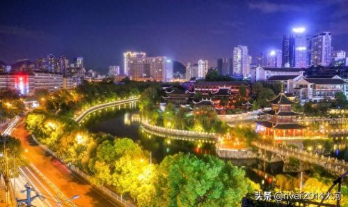 贵州河边古楼排名前十(阴山古楼合集)插图2