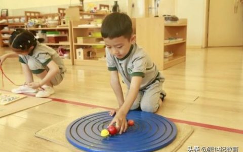 父母寄语幼儿园大班毕业简短(幼儿园毕业妈妈发圈)
