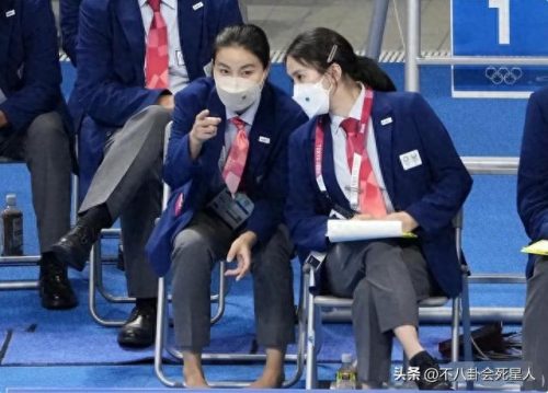 郭晶晶家庭背景(郭晶晶退休金每月多少)插图21