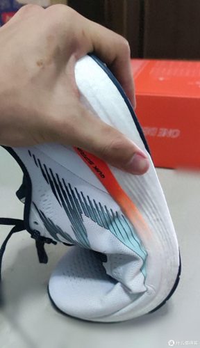 通勤跑鞋排名前十(高档跑鞋推荐)插图65
