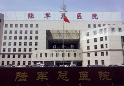 301昆明(昆明火车站2013原视频)插图1