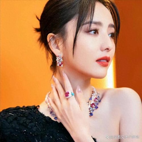 新疆姑娘排名前十(新疆最牛的女生)插图