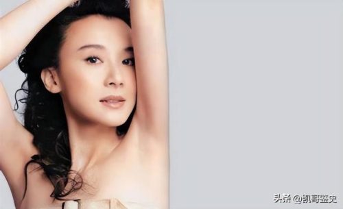 全网化妆高手排名前十(妖艳浓妆红唇化妆视频)插图29
