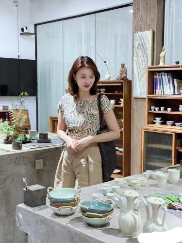 中央电视台女主持人(中央电视台女主持人张蕾)插图11
