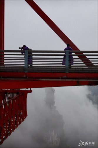 湘西矮寨特大悬索桥(长沙矮寨悬索桥)插图6